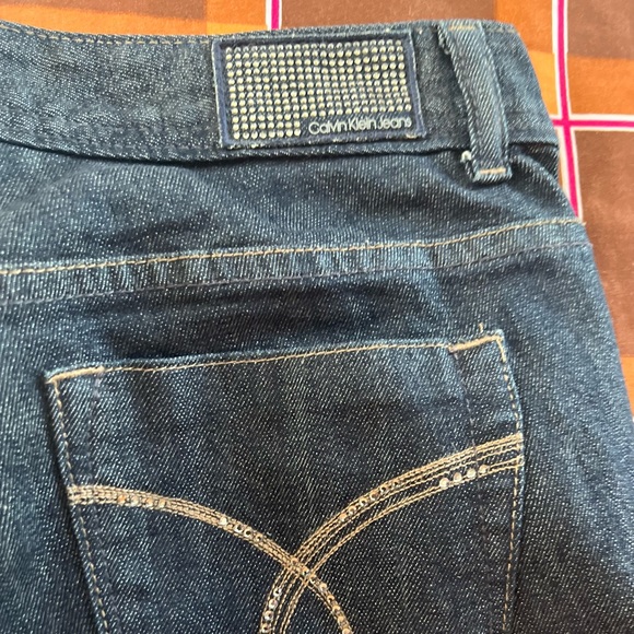 Calvin Klein Jeans Denim - Summer Special Calvin Klein Straight Leg Slimming Denim Jeans in Size 28